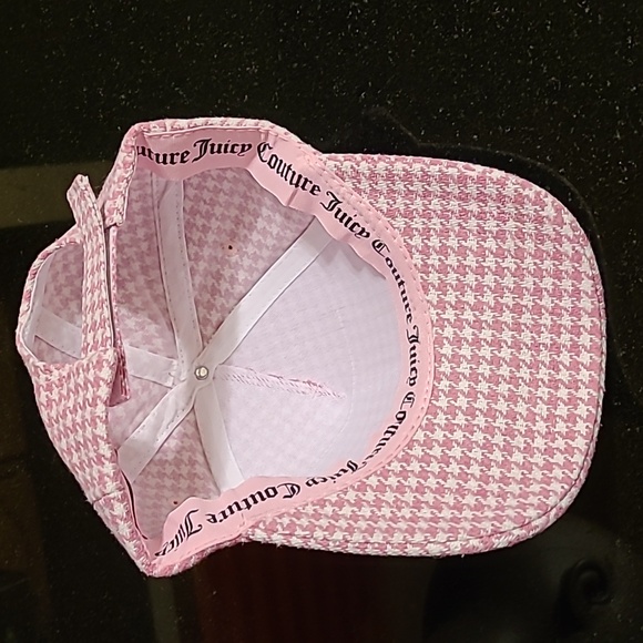 Juicy Couture Houndstooth Cap - Picture 7 of 9